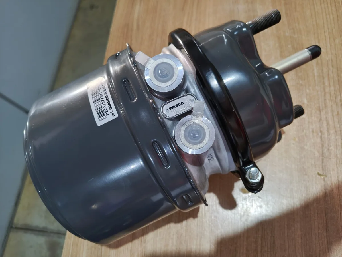Peça para veículo pesado disponível na Rotec — foto 5